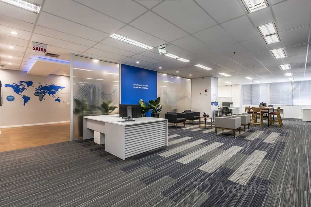 Investir em um projeto de arquitetura corporativa que trabalhe a identidade visual corporativa faz com que a sua empresa tenha destaque e se fortaleça no mercado da qual faz parte.