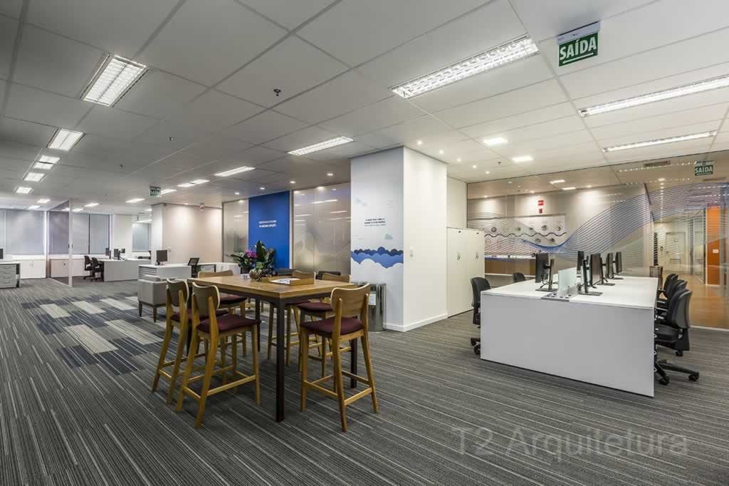 Além de esteticamente agradável, é essencial que o espaço projetado a partir da arquitetura corporativa seja funcional e pense, em primeiro lugar, no bem-estar dos colaboradores.